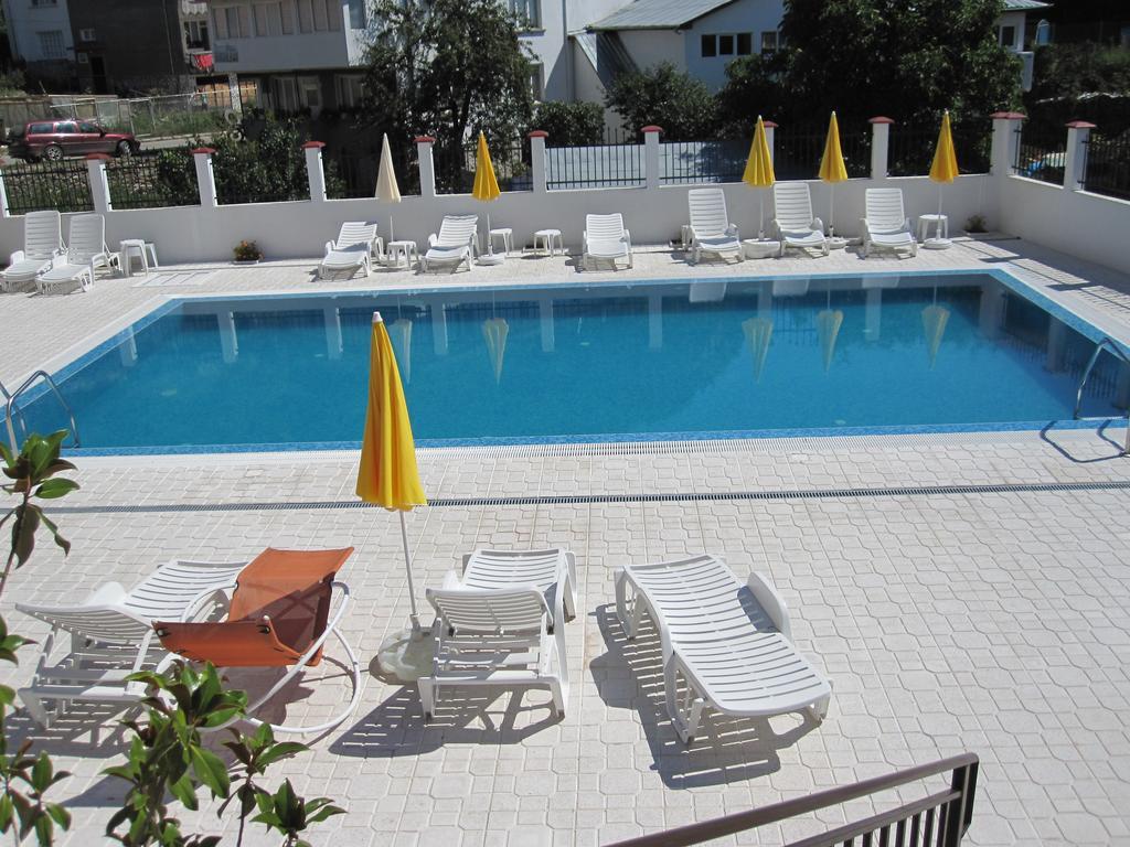 Hotel Deyanira Gorno Dryanovo Exterior photo