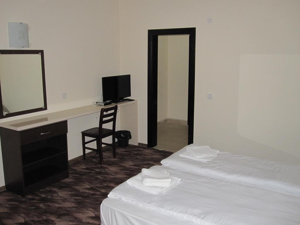 Hotel Deyanira Gorno Dryanovo Room photo