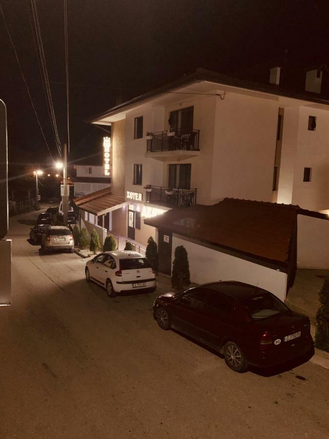 Hotel Deyanira Gorno Dryanovo Exterior photo